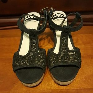 Black Lace Wedges-NIB